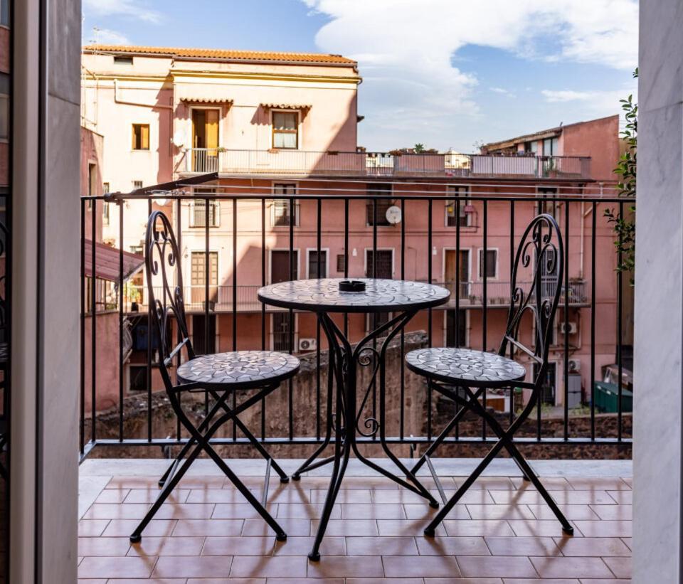 Armony Luxury Suites Catánia Buitenkant foto
